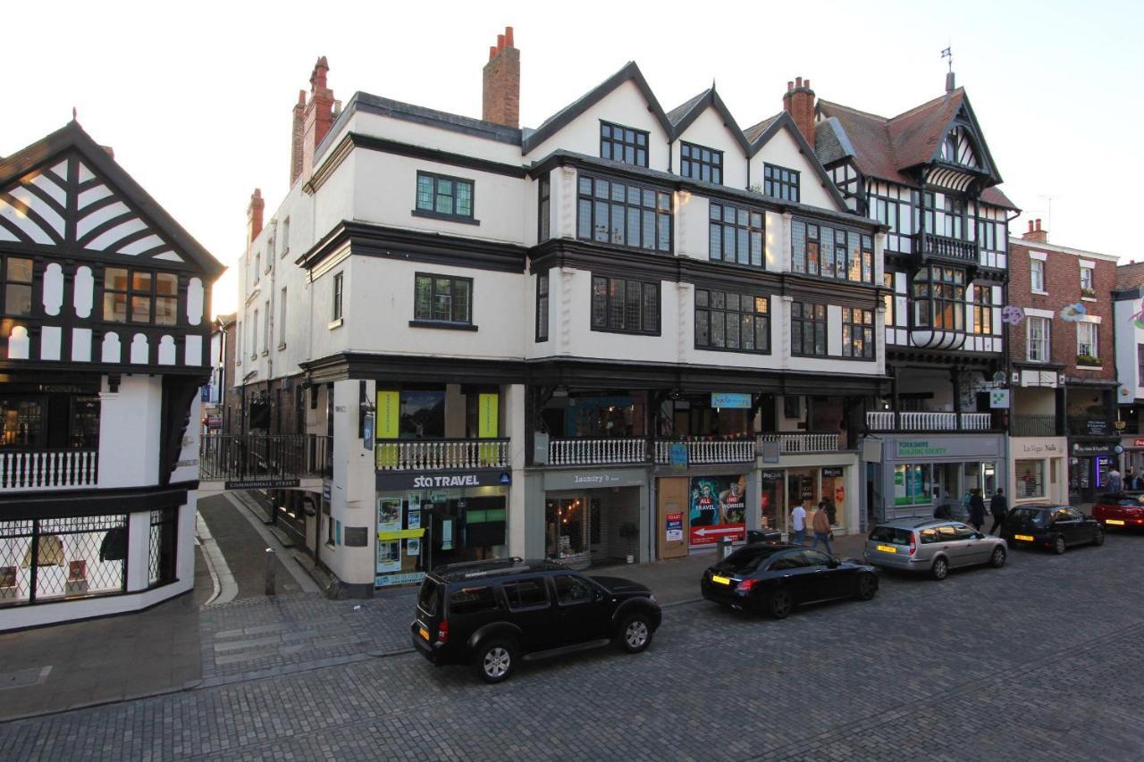 Character Apartment With Views Over City Centre & The Historic Rows Chester Eksteriør billede